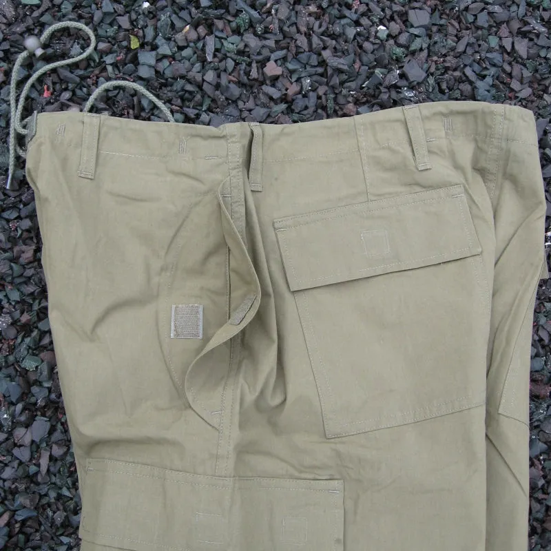 A.S.R-style Peached P/C 6-Pkt 'Combats' in Black.