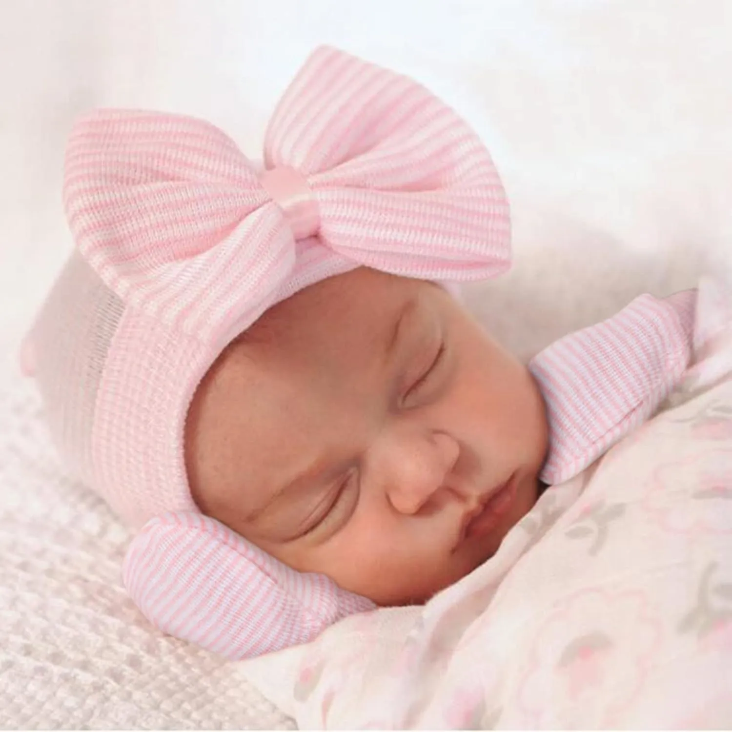 BQUBO Newborn Baby Caps Mittens for Baby Girls Baby Hats Scratch Mitten Gloves Set Soft Hospital Hat Infant Hats with Bow