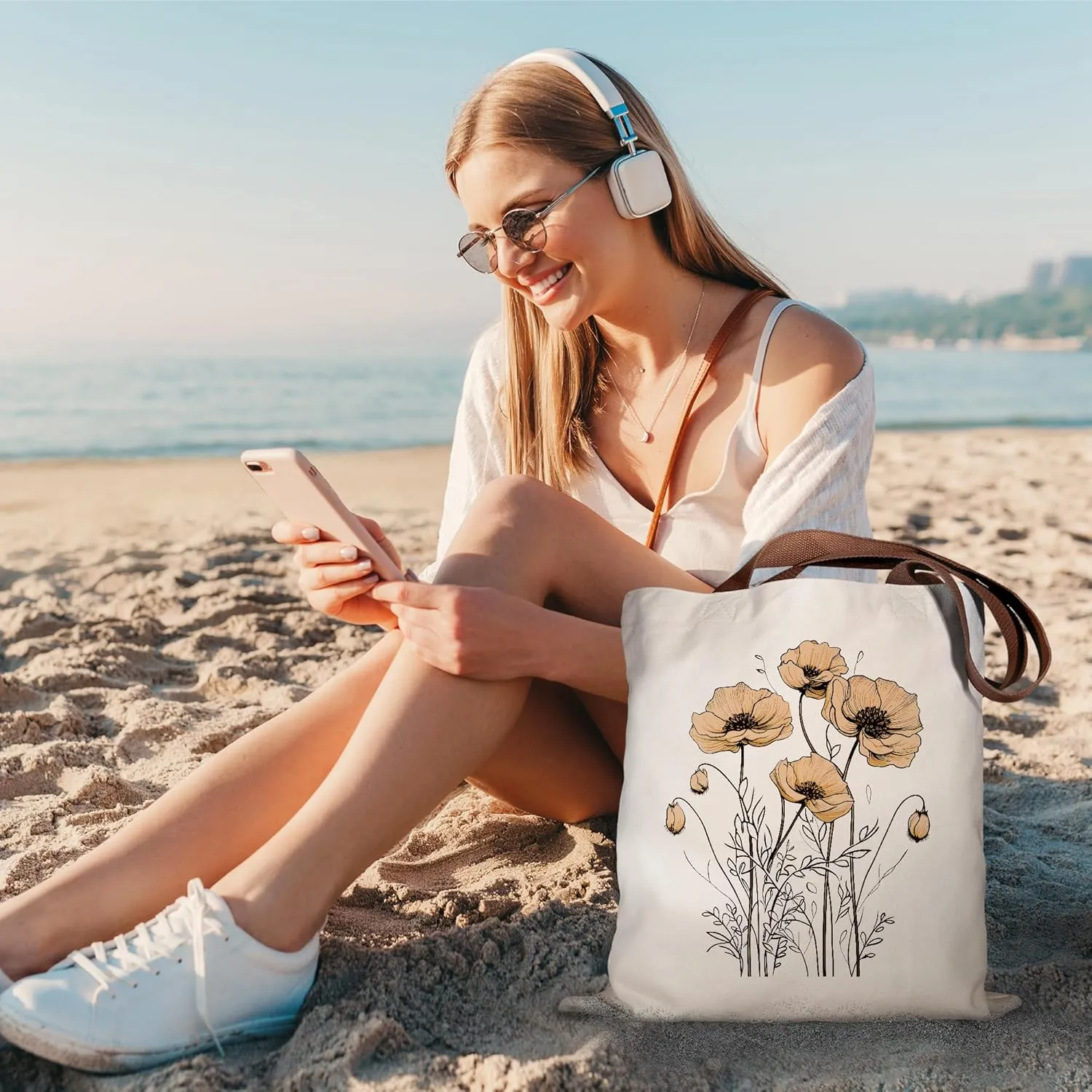 Canvas Tote Bag Aesthetic for Women, Cute Tote Bag with Zipper Pocket, Heavy Duty Reusable Shopping Bags for Grocery
