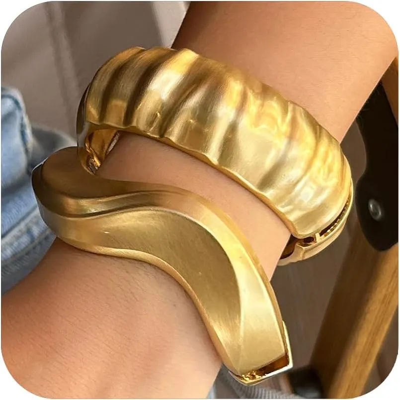Chunky Gold Bracelets for Women, 14k Gold Plated Gold Bangle Bracelets for Women Bracelets Stack Non Tarnish Trendy Wide Hinged Cuff Open Bracelet Dainty Minimalist Jewelry