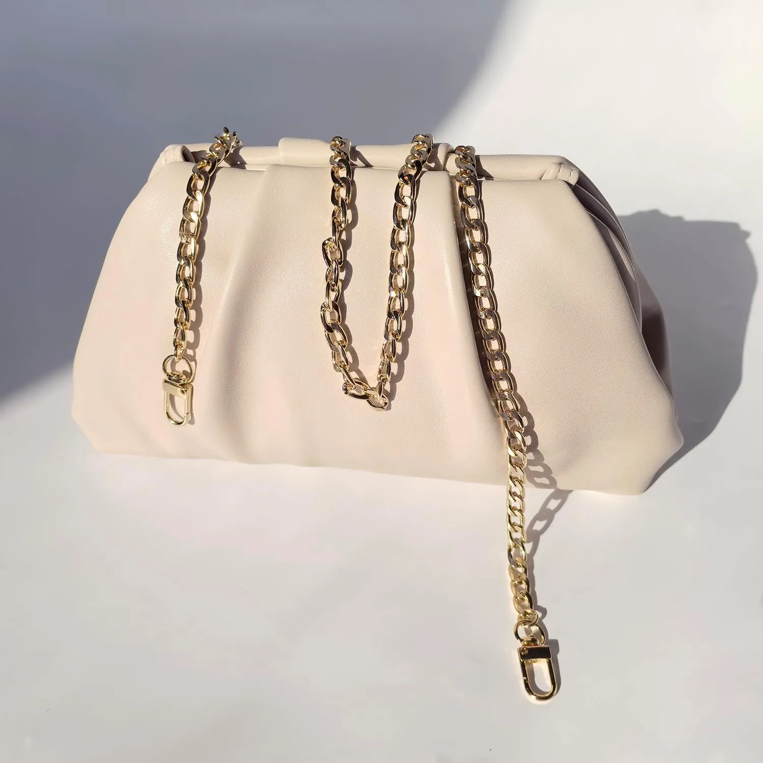 Elegant Pleated Vegan Leather Clutch Purse for Women - Stylish Soft PU Evening Handbag
