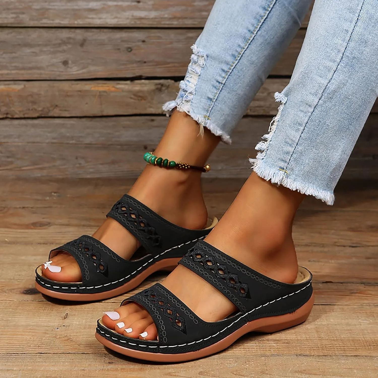 Flats Sandals for Women Orthopedic Bohemian Breathable Open Toe Adjustable 2025 Summer Walking Shoes