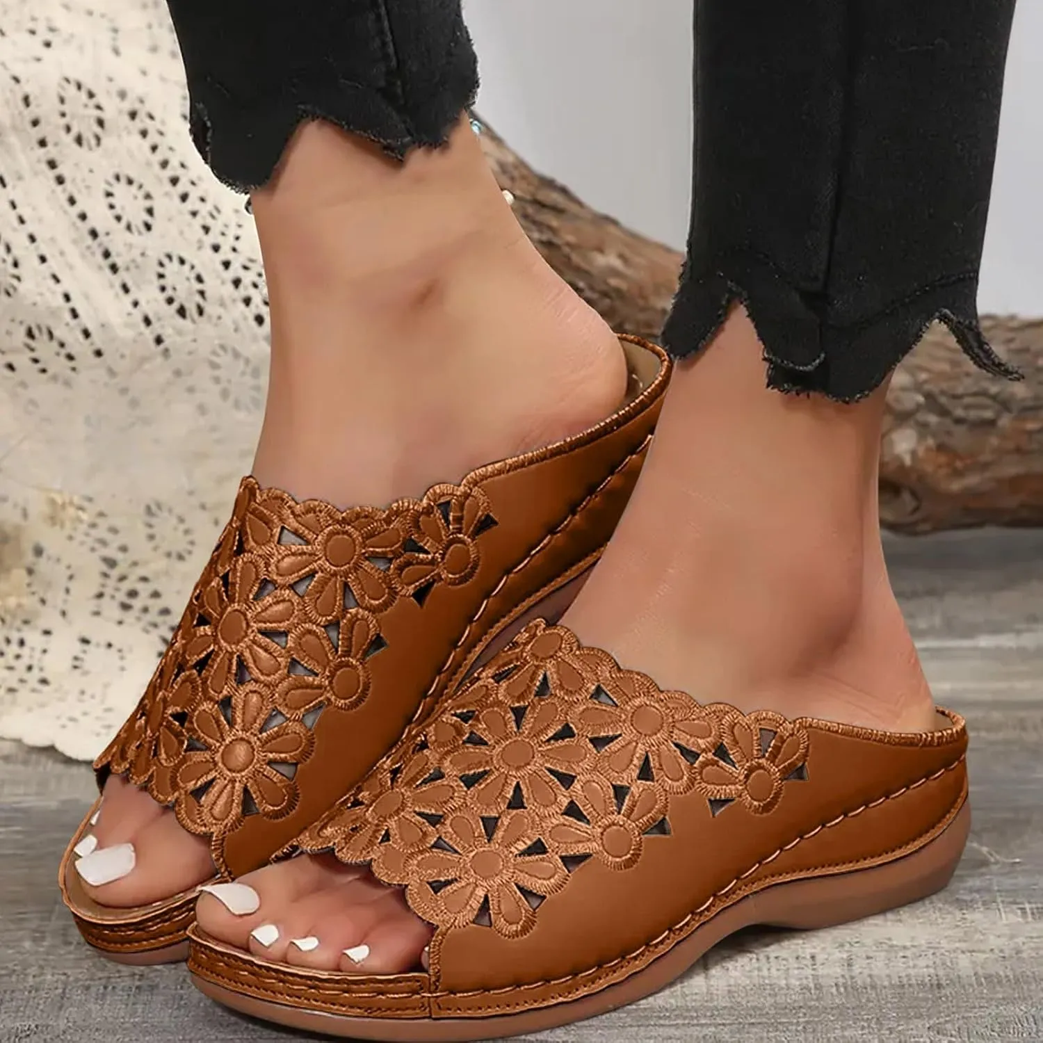 Flower Sandals for Women Comfortable Arch Support Orthopedic Sandals, Open Toe Hollow Out Breathable Flower Flats Summer Slip On Platform Walking Slippers