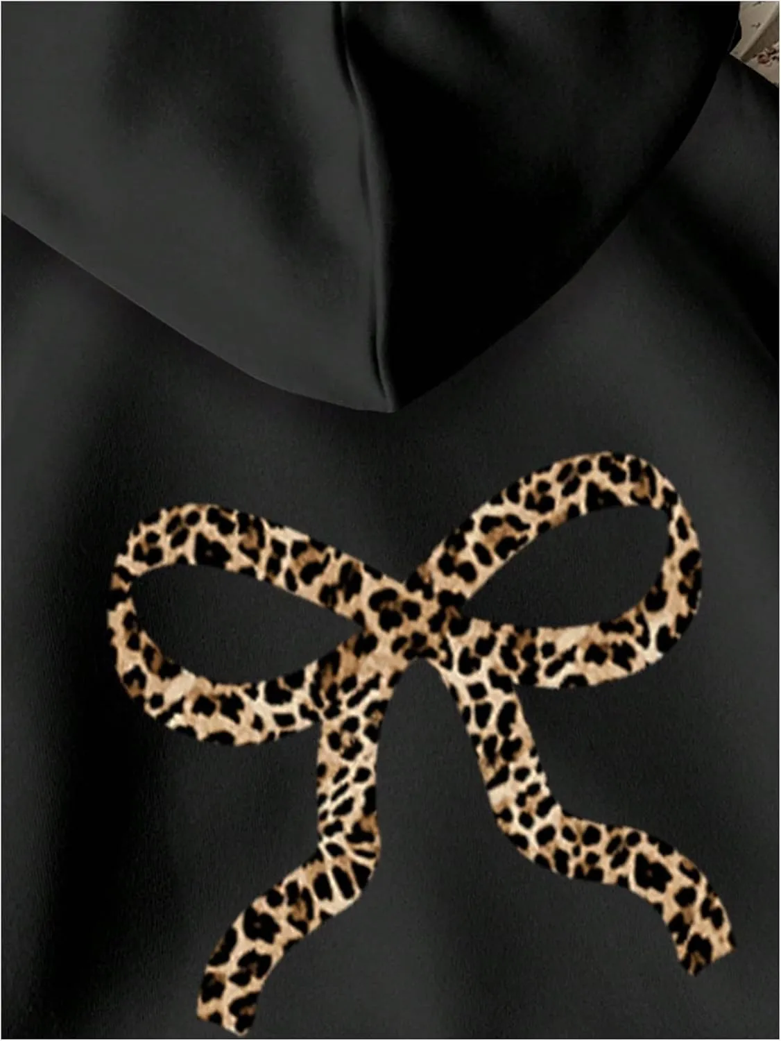 Girl's Leopard Graphic Hoodies Pullover Long Sleeve Hooded Neck Sweatshirts Trendy Fall Outfits