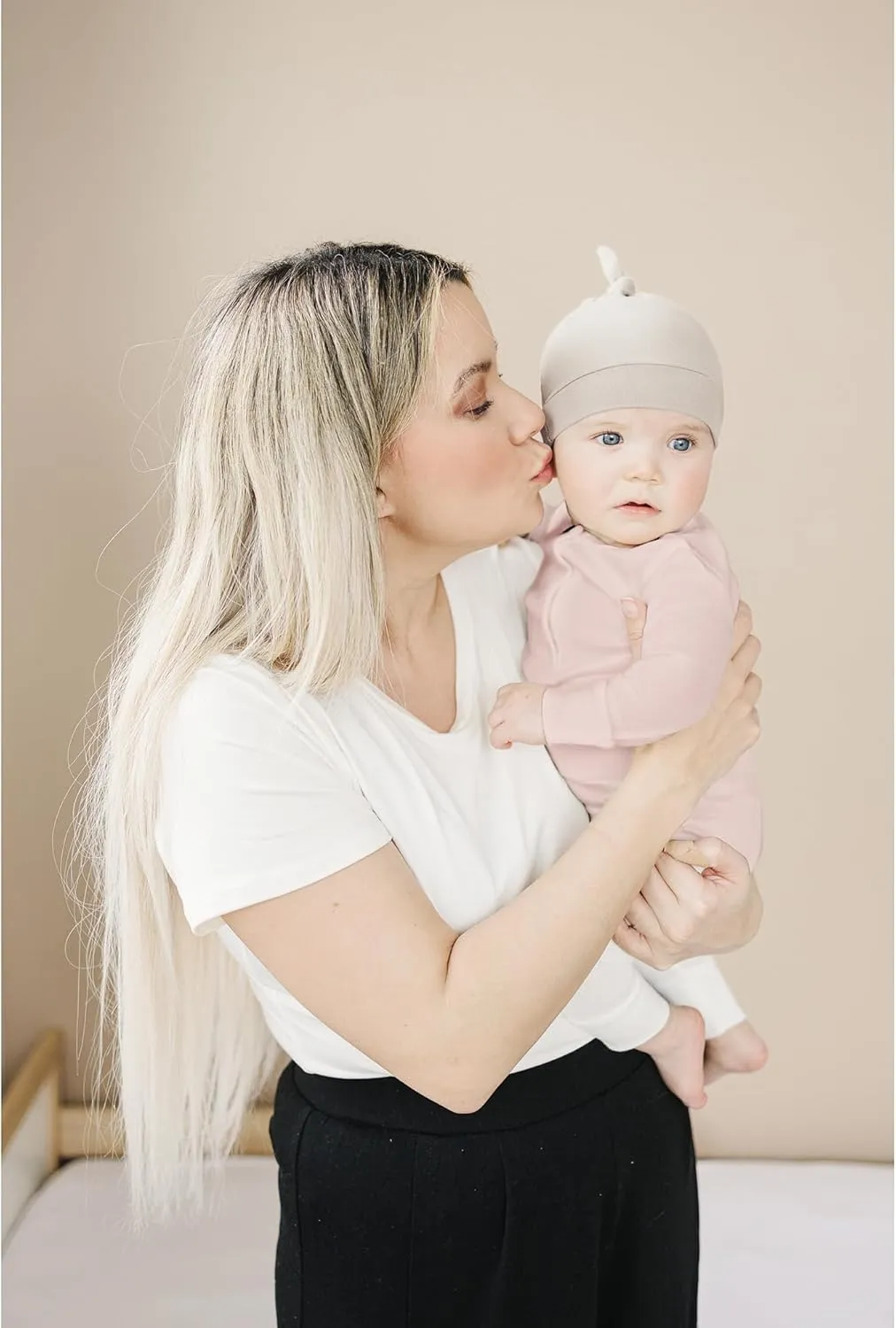 Konssy 6 Pack Baby Newborn Hats Set Knot Beanie Hats Soft for Infant Baby Girls Boys Caps 0-6 Months