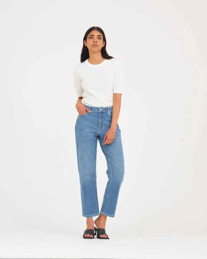 Pieszak Trisha Jean in Light Washed Bleached Washington
