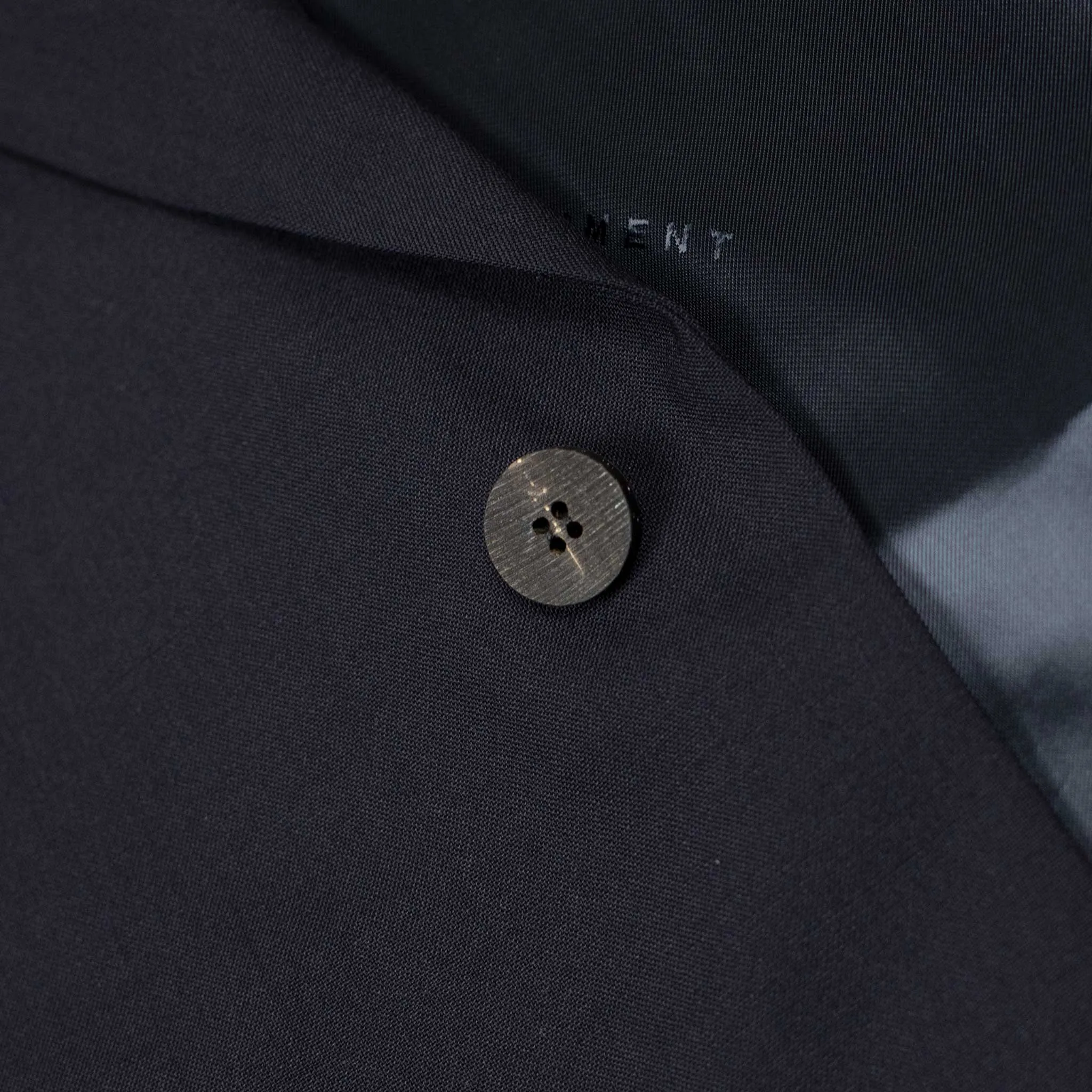 Relaxed blazer in navy Japanese wool
