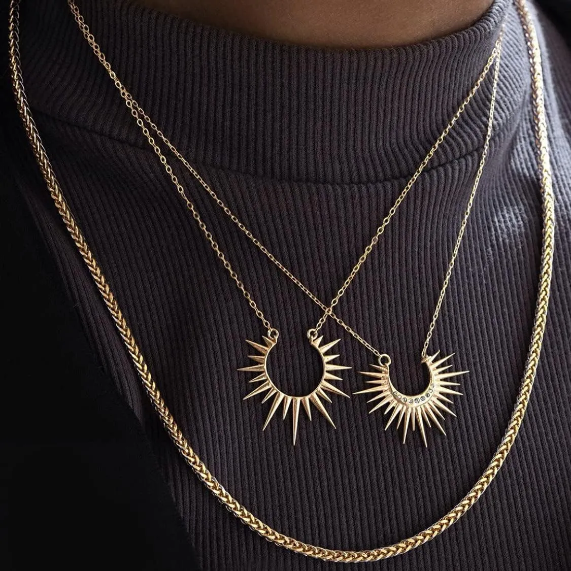 Sunburst Sunshine Pendant Necklace Sun Statement Fashion Necklace for Women Jewelry Gifts