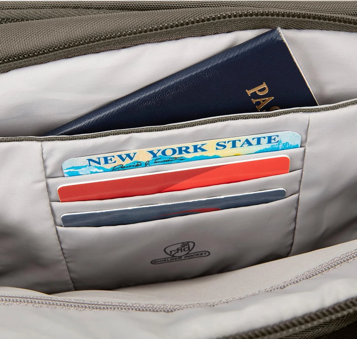 Travelon Anti-Theft Classic Travel Bag