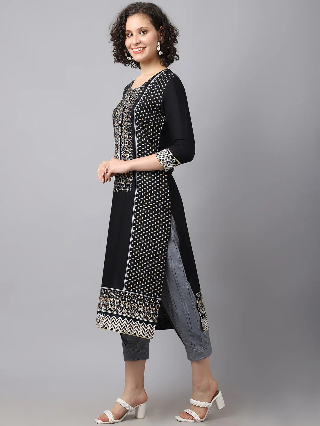 Women Black Geometric Printed Kurta With Palazzo
