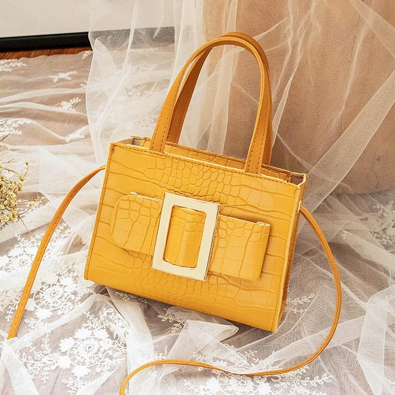 Women's Canvas Tote Bags with Zipper Crossbody Purses and Handbags Lightweight Pocketbook Summer Mini Gym Bag(Yellow)