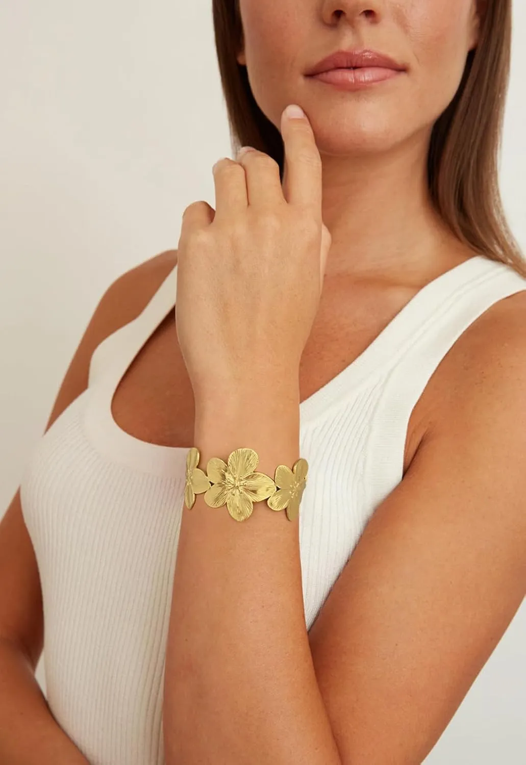 WOWORAMA Chunky Gold Cuff Bracelets for Women Vintage Gold Flower Butterfly Bracelet Trendy Boho Wide Open Cuff Bangles Matte Statement Bracelet