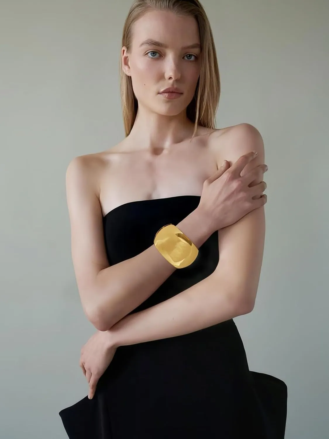 WOWORAMA Extra Wide Chunky Bangle Bracelets for Women Heavy Thick Gold Hinged Cuff Bangles Exaggerated Bold Statement Bracelet Boho Hinge Wrist Wrap Cuff Bracelet