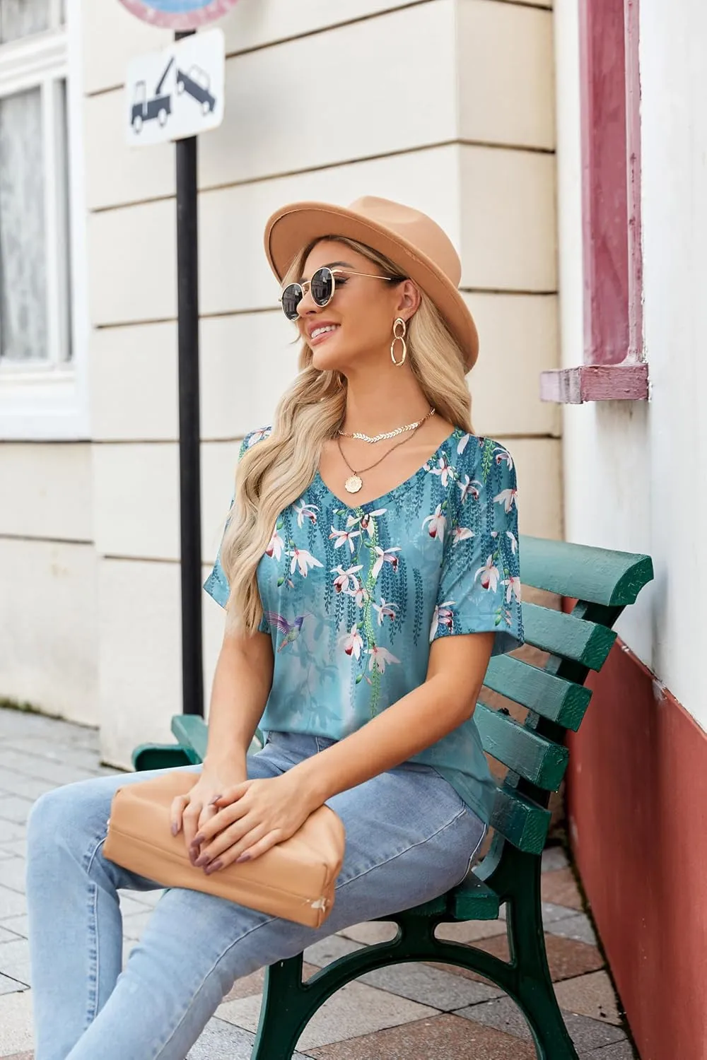 Zeagoo Womens Summer Tops Short Sleeve Casual Shirts Floral Tee Trendy 2025 Basics V Neck Plain Tshirt